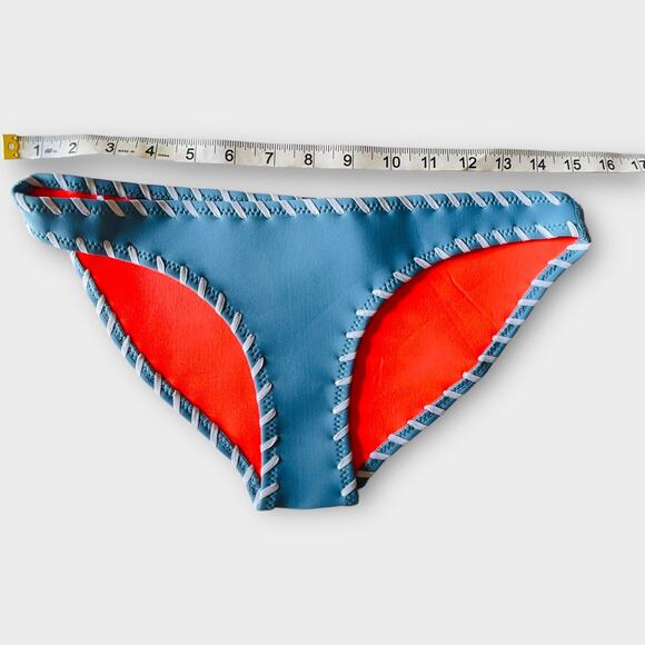 Triangl Neoprene Crochet Stitch Farrah Dusty Blue Bikini Bottom XS - Picture 5 of 11